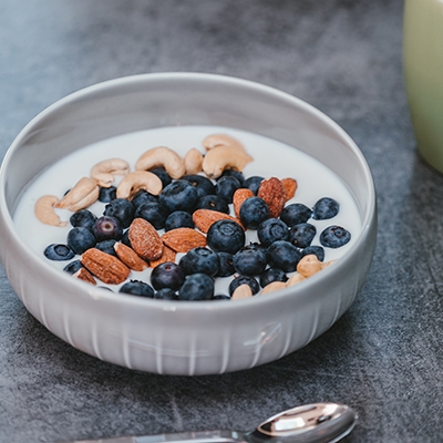 7 Probiotic Foods To Maintain A Healthy Immune System Live Yoghurt